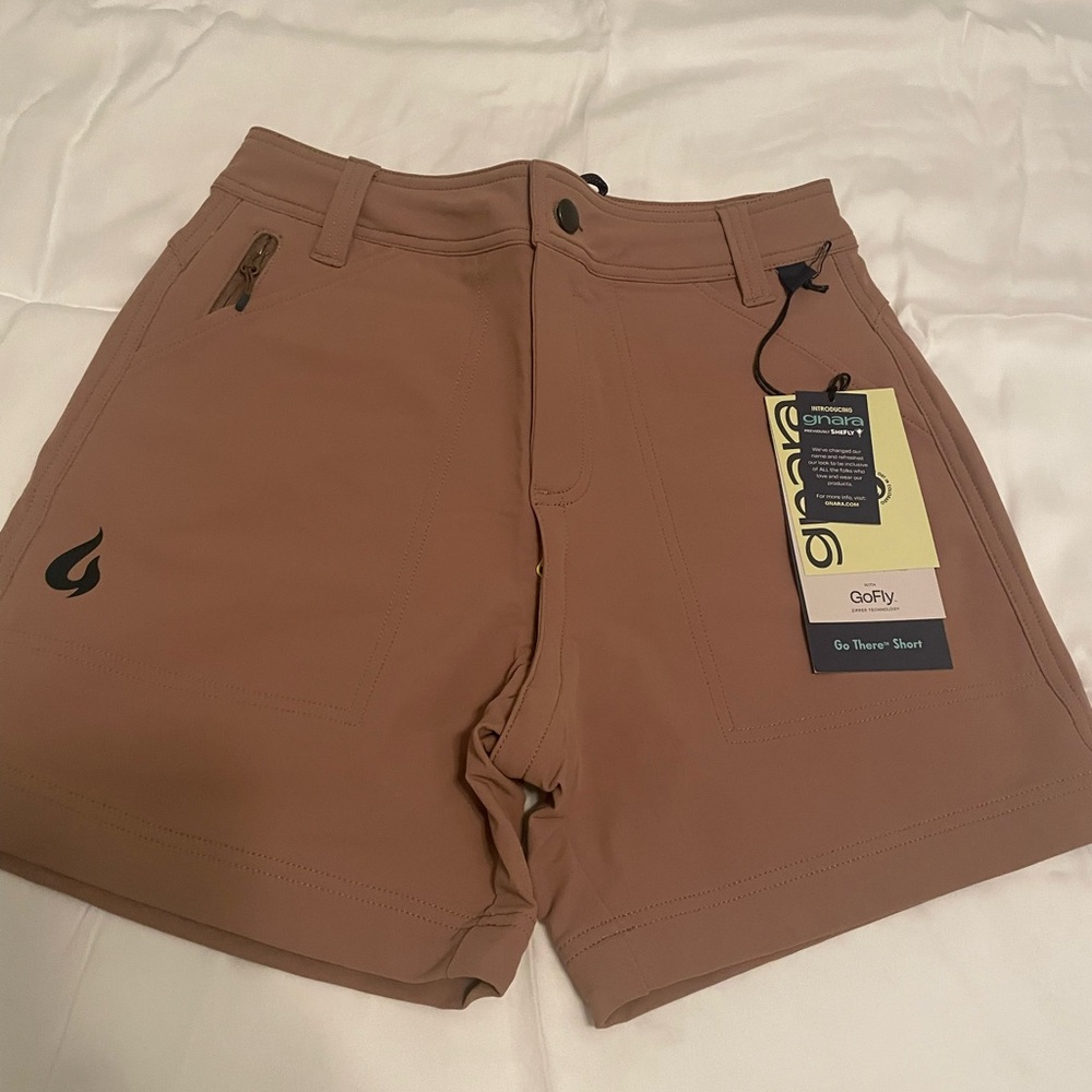 NWOT Gnara GoThere women’s Hiking Short Size 2 Badlands Beige